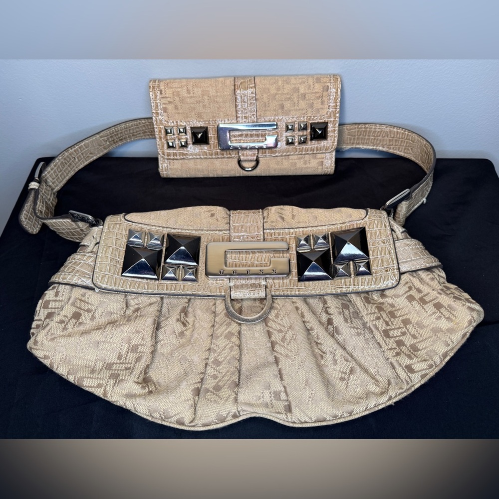 Guess Beige Monogram CROCODILE PRINT Bundle w/ Purse and Matching Wallet